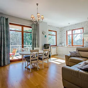 https://deluxe-apartment-with-balcony.gdanskhotel.org